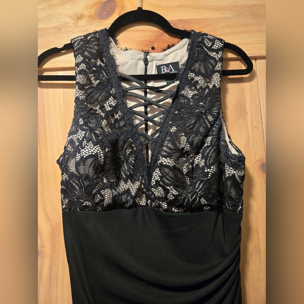 Elegant Black Lace Prom Dress